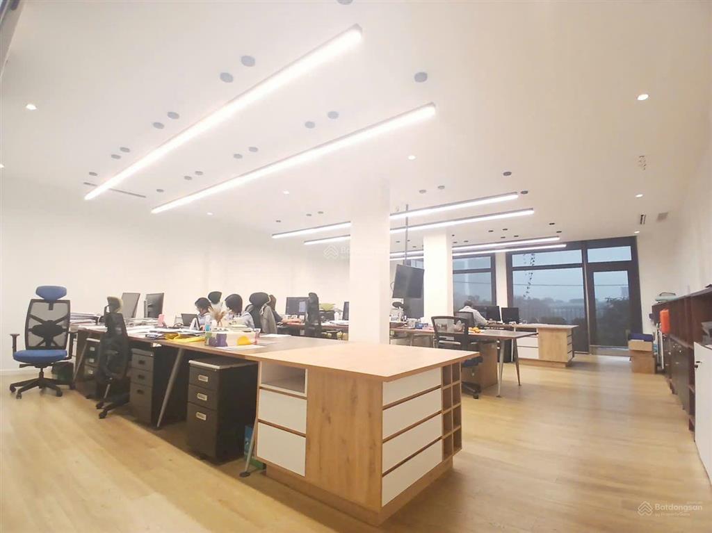 Chính chủ định cư bán building võ thị sáu, q3, 12x15, 5 tầng (ốp kính +tm), hđt 220tr/th, giá 56 tỷ