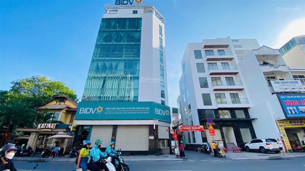 Giá hời mặt tiền trương văn bang  quận 2, 5x20.5m, 4 tầng (ctxd hầm 7 tầng), giá rẻ 30 tỷ