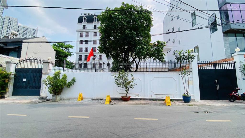 Giảm 5 tỷ! chính chủ bán nhà nguyễn văn hưởng, 15x33 (cn 500m2) 3 tầng  ctxd hầm 7 tầng, giá 120tỷ