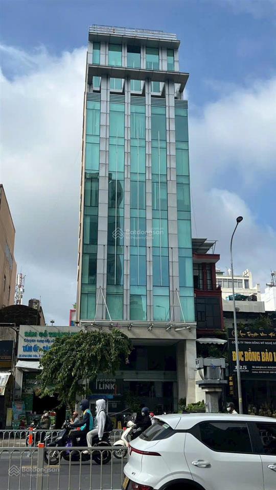 2.800m2 sàn tòa nhà 2 mặt tiền cộng hòa  9.4x30  2 hầm 11 tầng  hđt 410 triệu/tháng  giá 150 tỷ