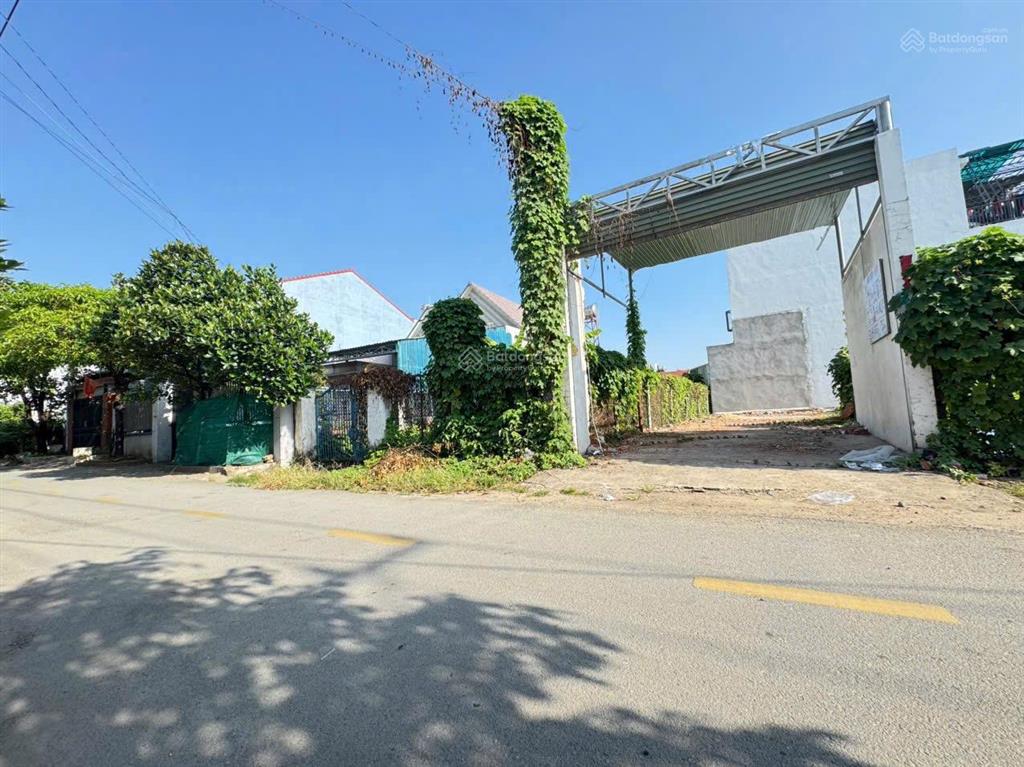 Bán đất mặt tiền tl48, thổ cư 88m vuông mặt tiền đường nhựa 10 thông xe tải lớn,giá4tỷ8 còn bớt.