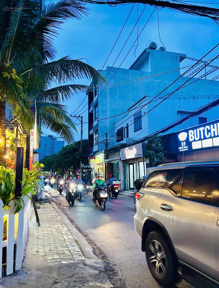 Bán đất tặng nhà 2 tầng đường mỹ đa đông 12  125m2 ngang 5m nở hậu  cách biển mỹ khê 300m