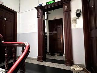 Mặt đường 12m  nhà 4 tầng  bề ngang 8m gần hòa bình  đầm sen có 17 pn  80tr/th  chỉ hơn 18tỷ