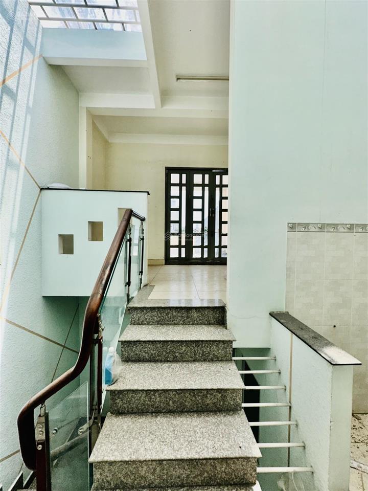 Đường nhựa 8m  nhà 4 tầng  lê văn quới  ngã tư bốn xã  thoại ngọc hầu  chỉ 8.2 tỷ