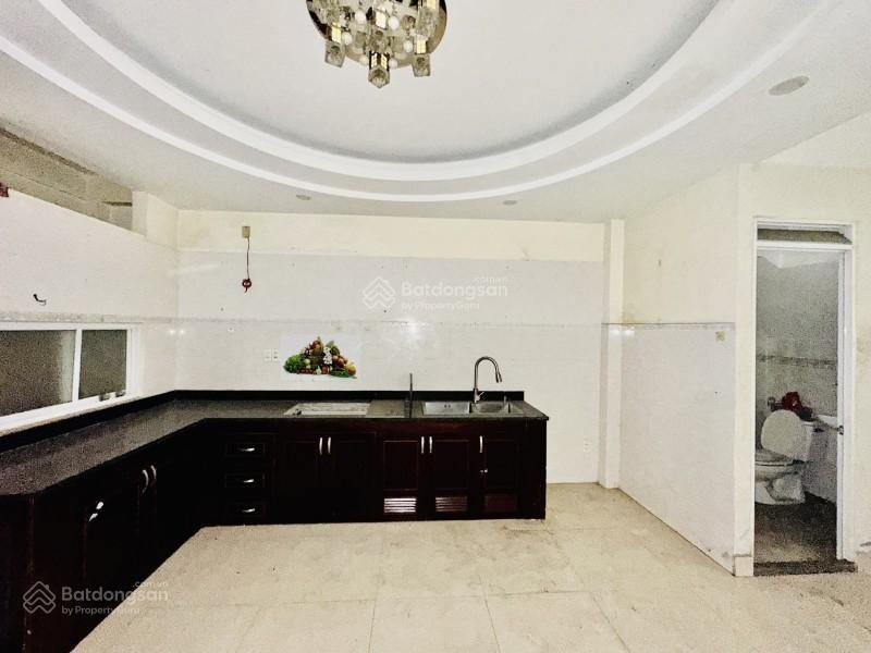 Đường nhựa 8m  nhà 4 tầng  lê văn quới  ngã tư bốn xã  thoại ngọc hầu  chỉ 8.2 tỷ