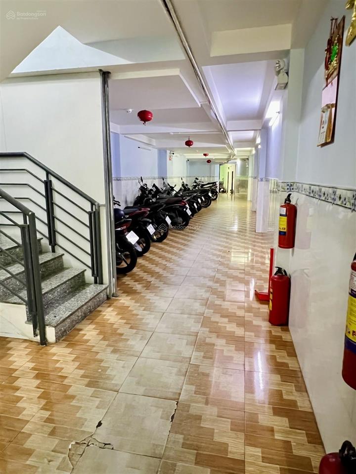 Sát mặt tiền  nhà 6 tầng  dt 4x40  có thang máy  100tr/tháng  gần hòa bình  đầm sen chỉ 20 tỷ