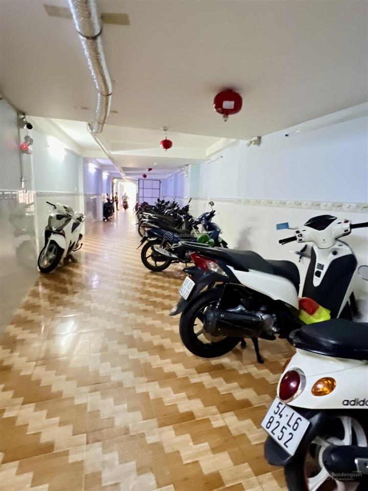 Sát mặt tiền  nhà 6 tầng  dt 4x40  có thang máy  100tr/tháng  gần hòa bình  đầm sen chỉ 20 tỷ