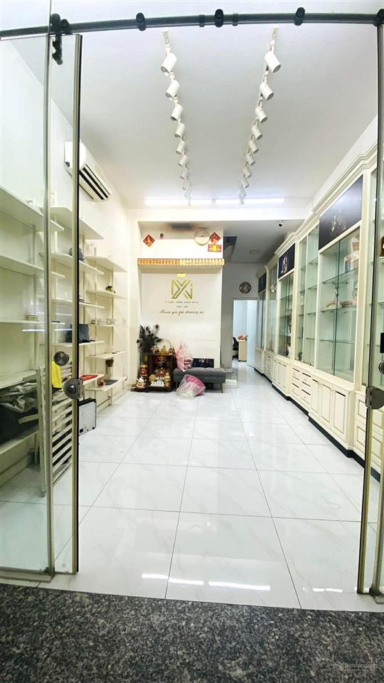 Đường 8m thông  nhà 4 tầng  ngay 3/2 thông lê đại hành  nhỉnh nhẹ 8 tỷ