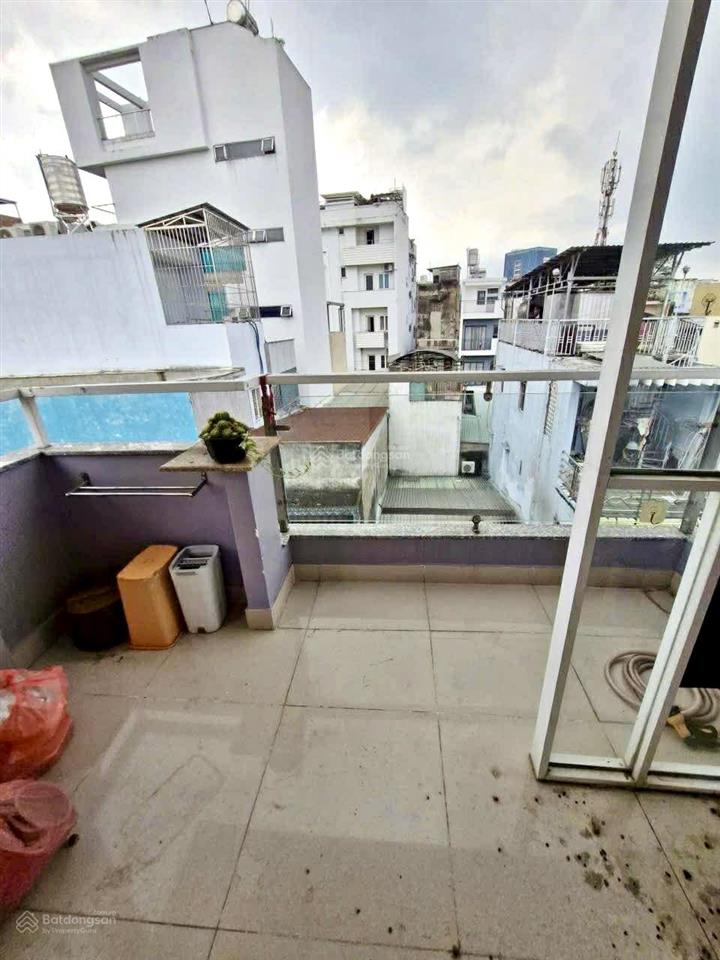 Đường 8m thông  nhà 4 tầng  ngay 3/2 thông lê đại hành  nhỉnh nhẹ 8 tỷ