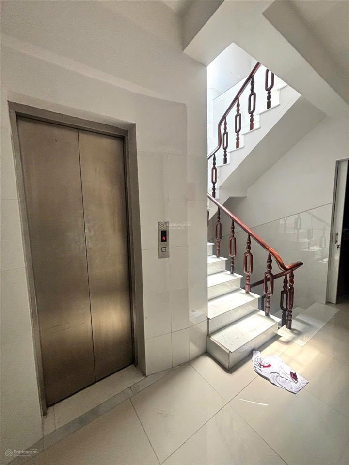 Sát mặt tiền  đường nhựa 8m  nhà 6 tầng  hoà bình  tô hiệu  8pn  có thang máy nhỉnh nhẹ 10tỷ