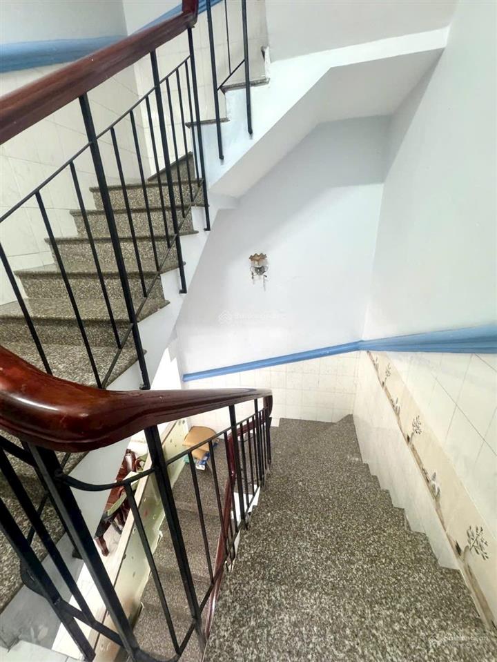 Mặt tiền đường nhựa 10m  nhà 4 tầng  khu vip bình phú  quận 6 chỉ hơn 7 tỷ