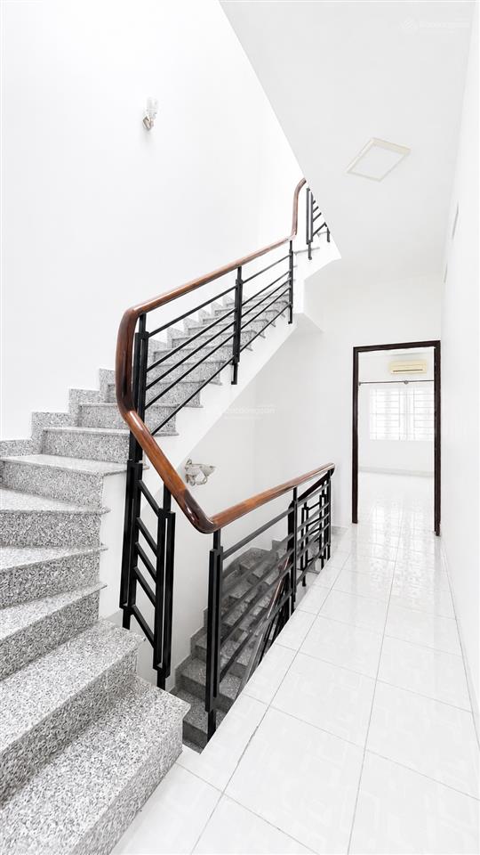 Mặt tiền đường 16m  nhà 4 tầng  khu dân cư vip bình phú  70m²  quận 6  chỉ hơn 9 tỷ