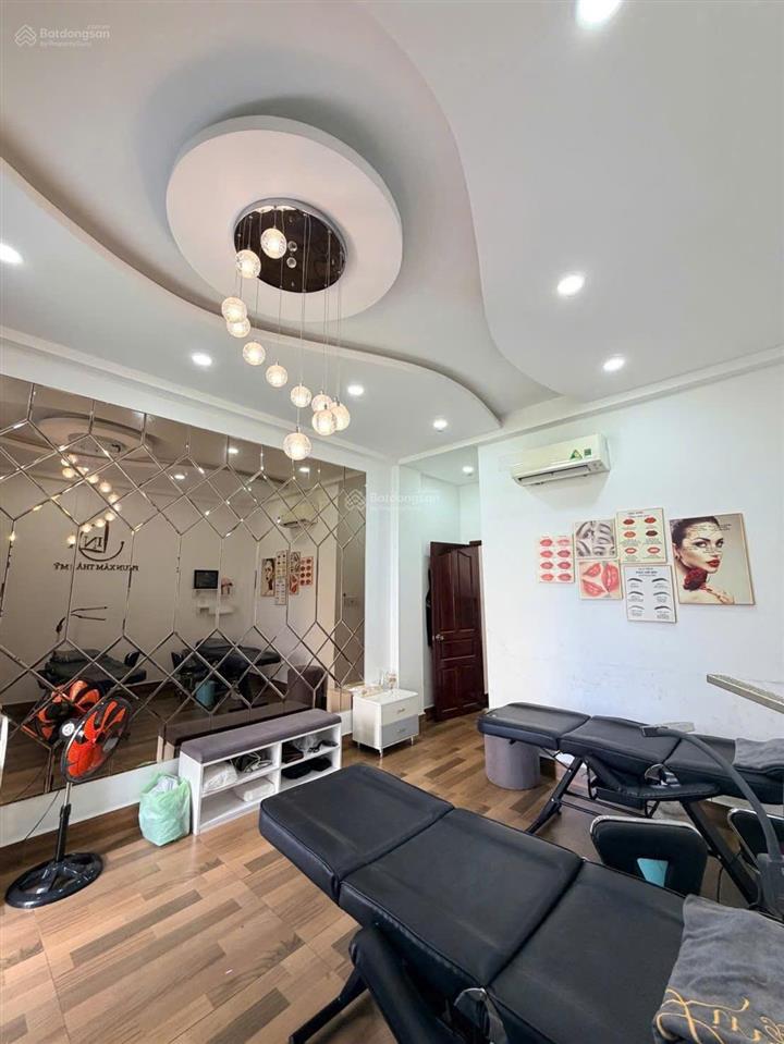 Đường nhựa 8m  nhà 5 tầng  võ văn kiệt  sát phường bình phú quận 6  chỉ hơn 6 tỷ