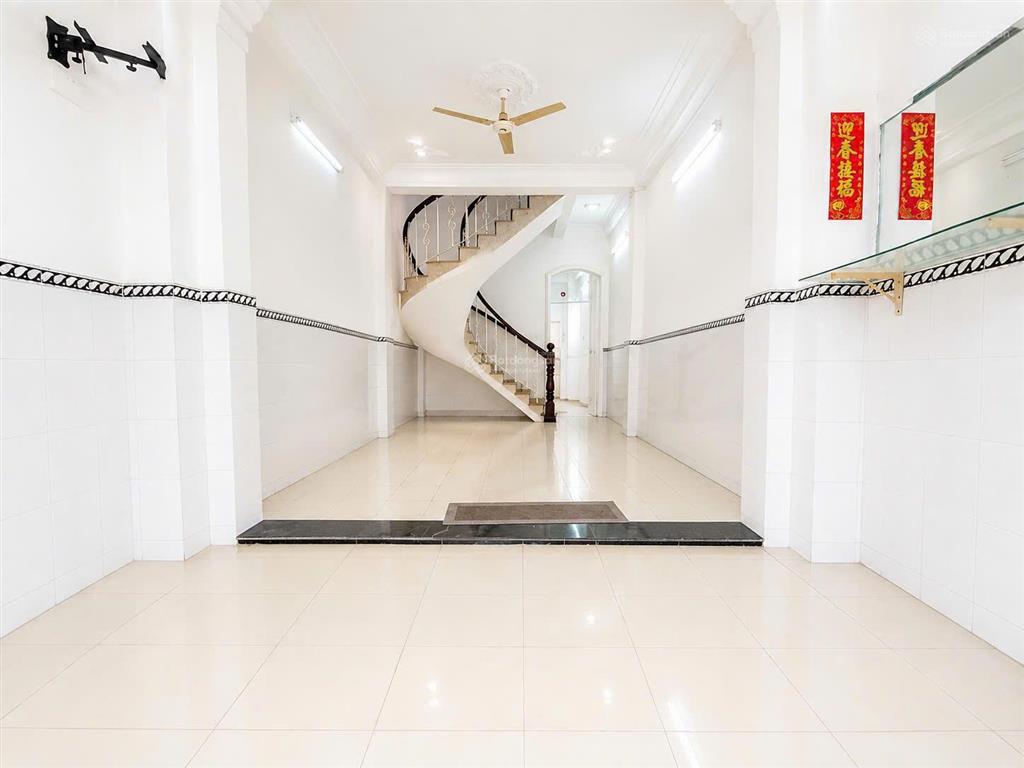 Đường trước nhà 12m  nhà 4 tầng  hồng bàng  nguyễn trãi  chỉ nhỉnh 9 tỷ.