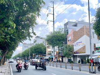 Sát mặt tiền  đường minh phụng  bình thới  tặng full nội thất  có 3pn  q11  chỉ hơn 6 tỷ