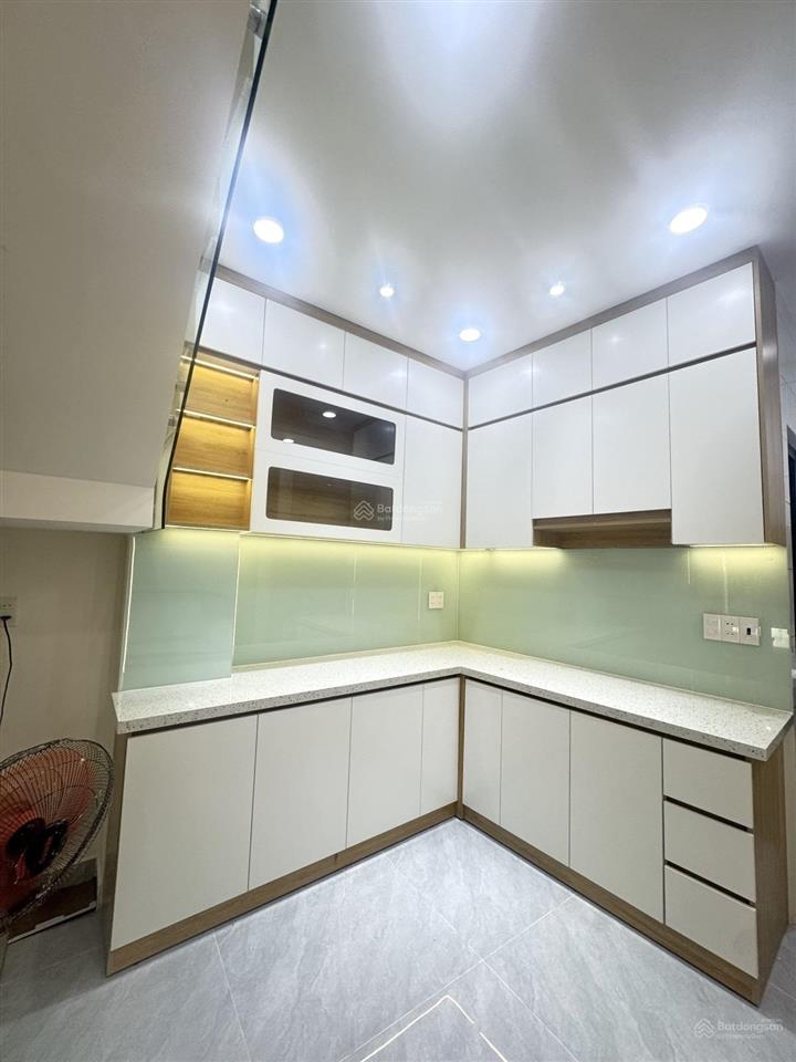 Sát mặt tiền  đường minh phụng  bình thới  tặng full nội thất  có 3pn  q11  chỉ hơn 6 tỷ