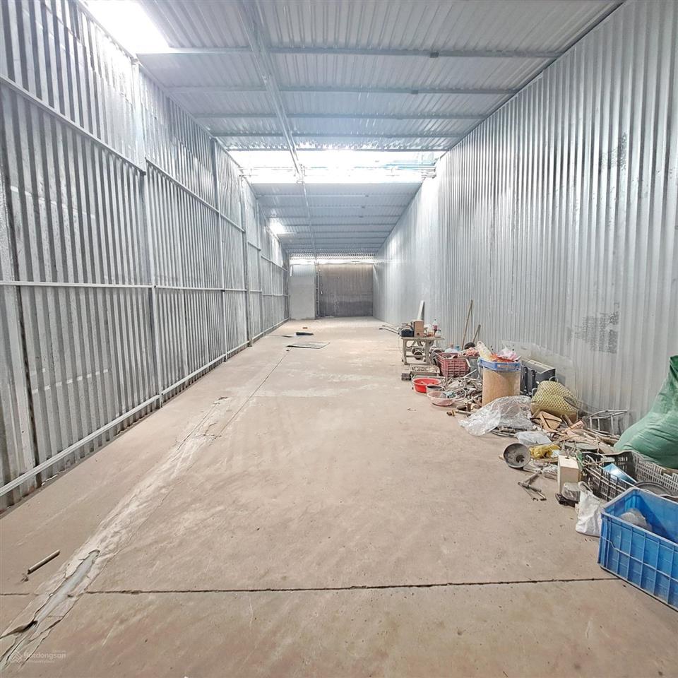 Cho thuê kho xưởng 300m2, tải 8 tấn, giá 50.000/m2, sản xuất, gia công, inox, sơn pu. giá rẻ