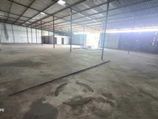 Cho thuê kho xưởng 18x30m, trần cao 5m, điện 3pha, tải 5tấn, thích hợp sx, cơ khí, giá 25tr