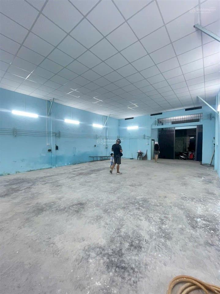 Cho thuê kho xưởng 9x16m, văn phòng, điện 3pha, tải 5tấn, giá 15tr