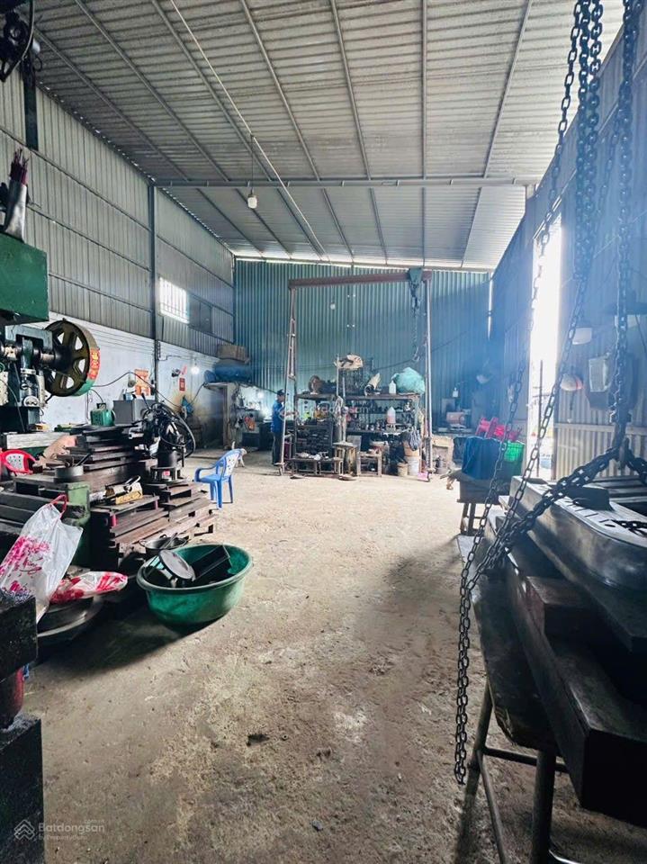 Cho thuê kho xưởng 12x10m, điện 3 pha, tải 5 tấn, giá 10tr