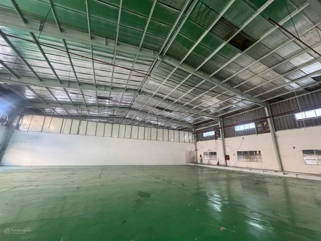 Cho thuê kho xưởng kcn tân tạo, 800m², container 24h, điện 3 pha, pccc vách tường, giá 72tr