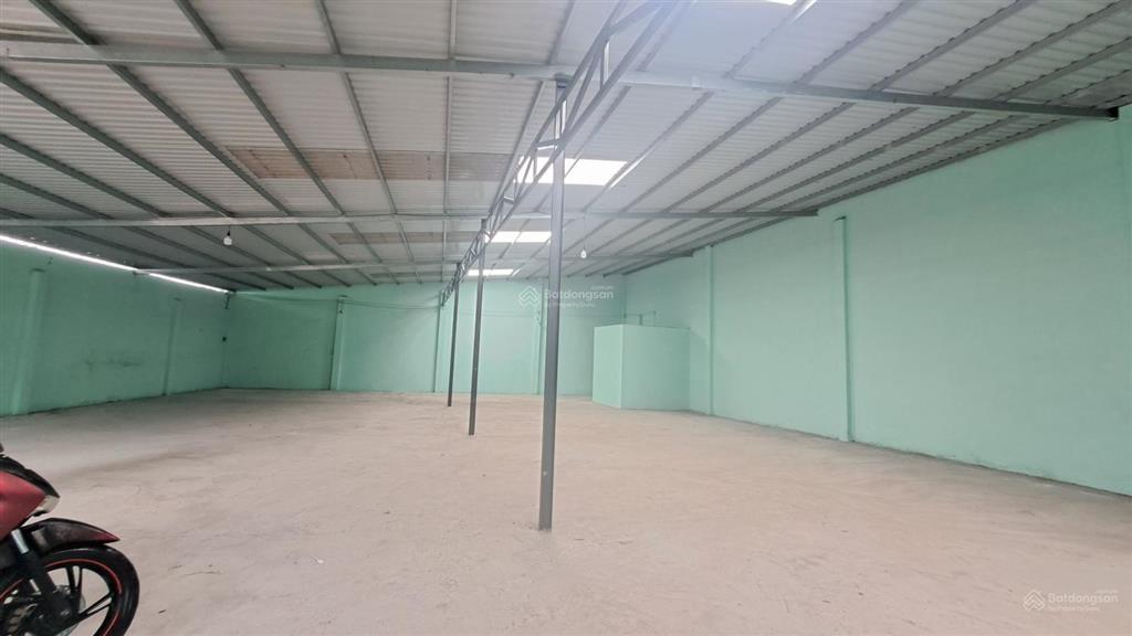 Cho thuê kho xưởng tên lửa 16x17m, điện 3pha, tải 3tấn, giá 20tr