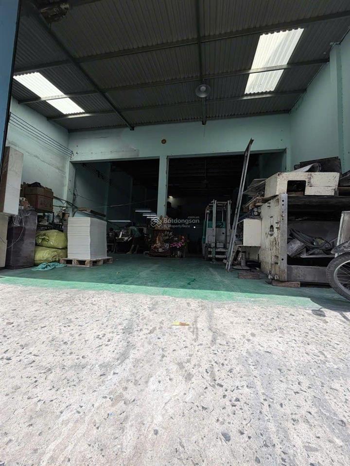 Cho thuê kho xưởng 10x30m, lửng, nền epoxy, điện 3pha, tải 5tấn, giá 23tr