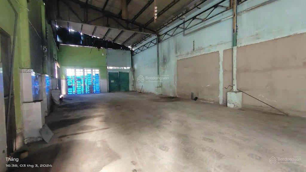 Cho thuê kho xưởng bình tân 7,8x20m, điện 3 pha, đường container, giá 16tr