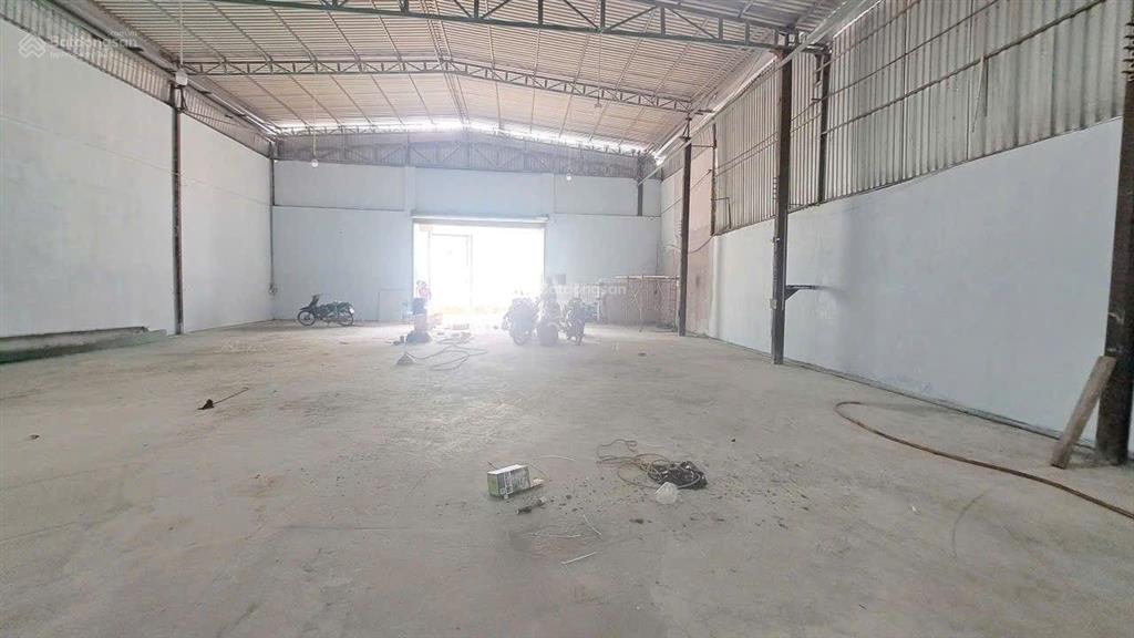 Cho thuê kho xưởng 14x25m, vp, tải 5 tấn, điện 3 pha, giá 20tr