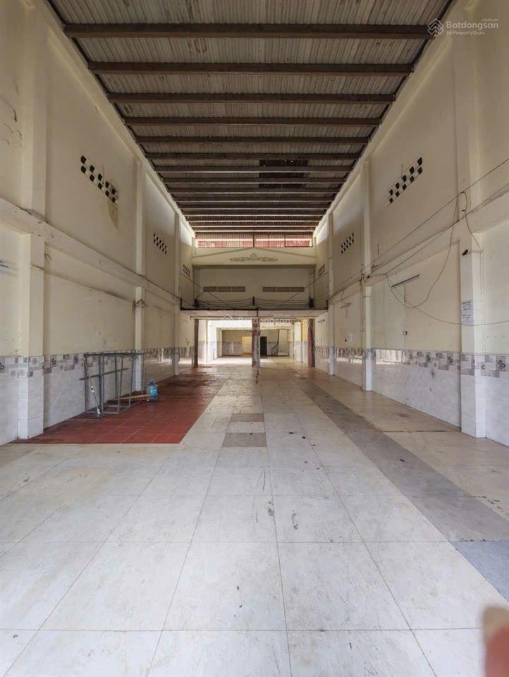 Cho thuê kho xưởng bình tân 8x45m, lửng, tải 8 tấn, điện ty, giá 23tr