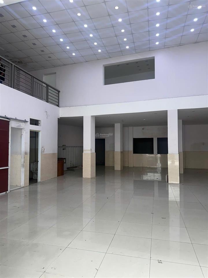 Cho thuê kho xưởng 270m2, lửng, tải 3 tấn, giá 22tr