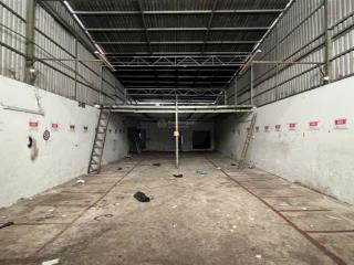 Cho thuê kho xưởng 8x30m, lửng 100m2, điện 3 pha, tải 5 tấn, giá 23tr