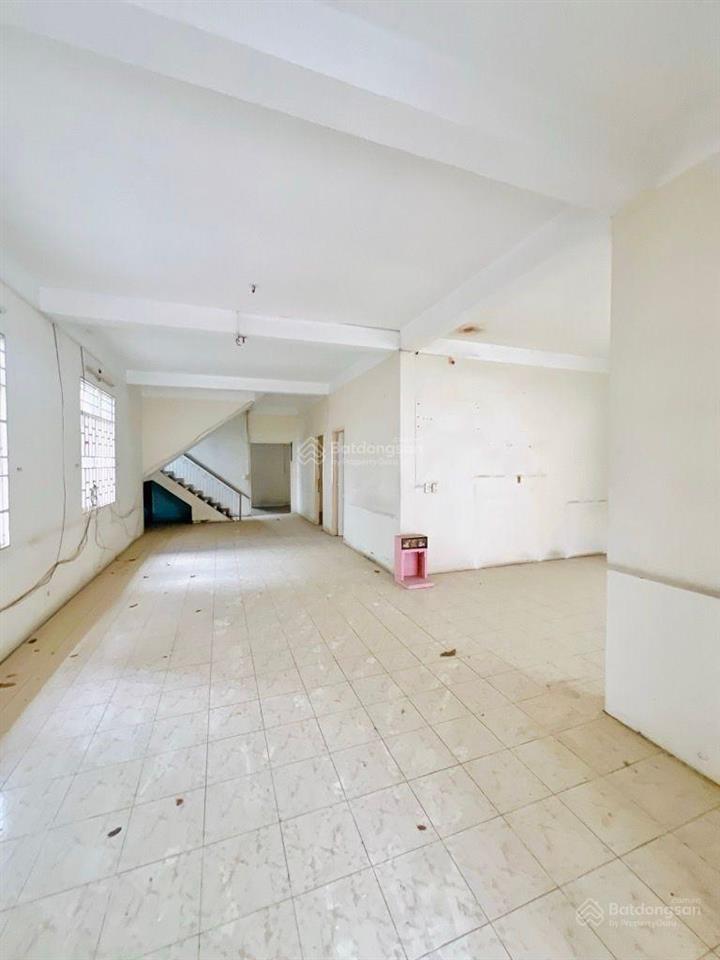 Bán lô đất dt 656m2 mặt tiền đường trường chinh, tân bình, giá 160 tỷ