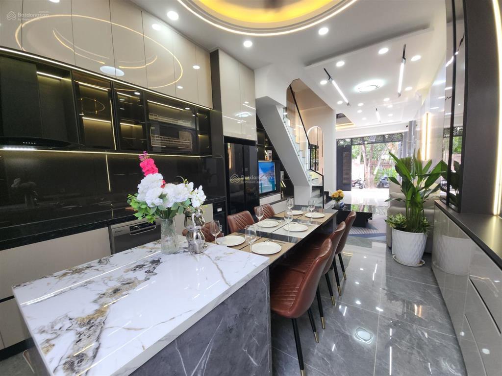 Bán nhà mới 4 tầng đường an phú đông 27  quận 12  giá 6,2 tỷ