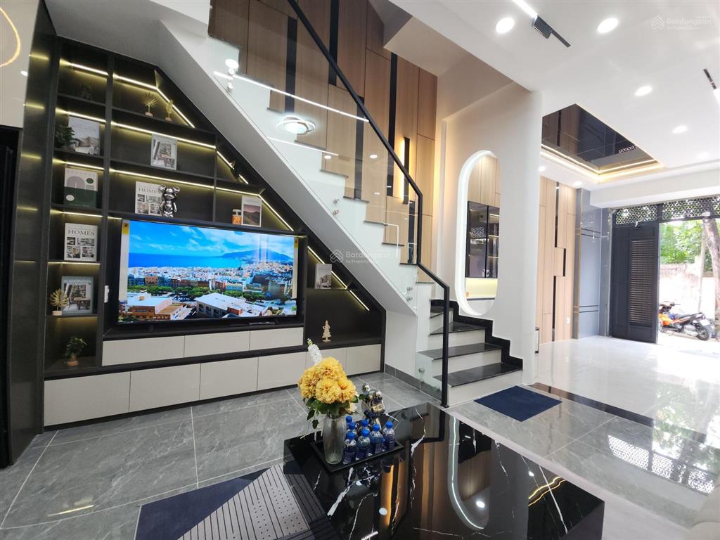 Bán nhà mới 4 tầng đường an phú đông 27  quận 12  giá 6,2 tỷ