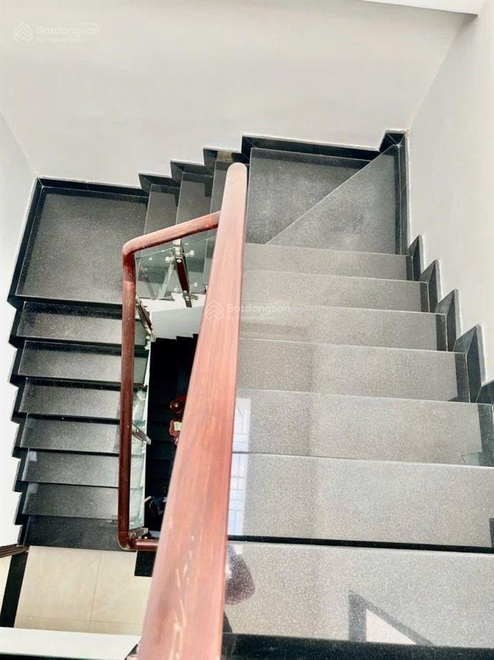 Bán nhà nguyễn thị búp, quận 12, dt 80m2, nhà 3 tầng, 4pn, giá 6,5 tỷ