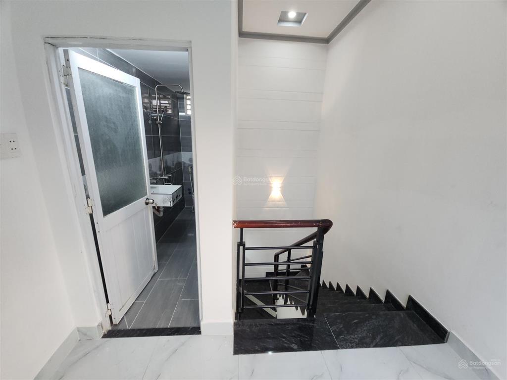 Bán nhà riêng 2 tầng 3pn, tân hiệp 14, dt 85m2, tân hiệp, hóc môn, giá 4,3 tỷ