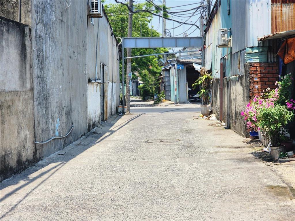Bán lô đất thổ cư 600m2, đường trung đông 6, xã thới tam thôn, hóc môn, giá 9,5 tỷ