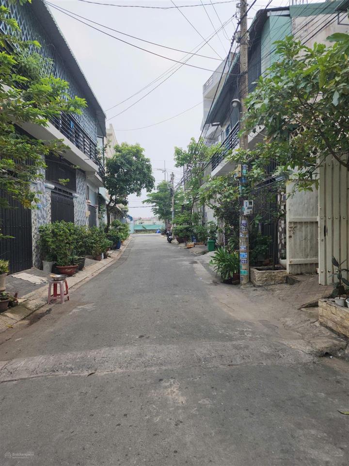 Bán lô đất khu phân lô bà điểm 4, hóc môn, diện tích 164m2, giá 6,5 tỷ