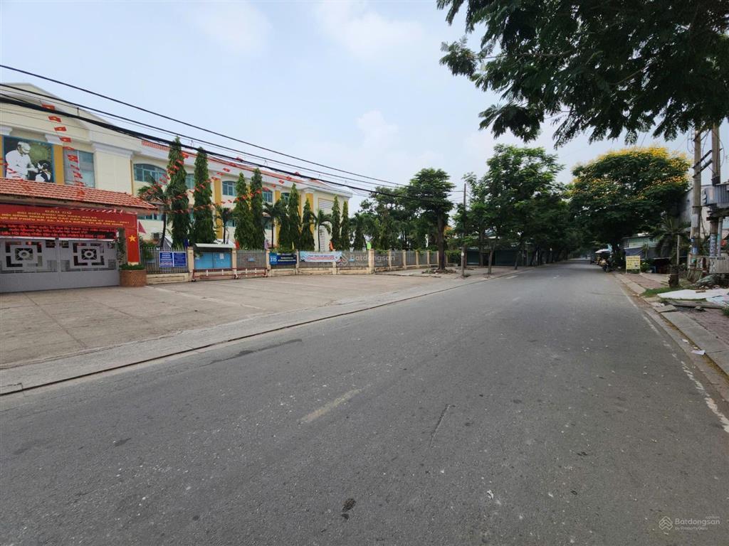Bán lô đất khu phân lô bà điểm 4, hóc môn, diện tích 164m2, giá 6,5 tỷ