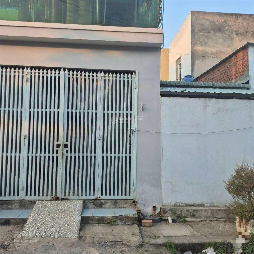 Bán gấp nhà 2 tầng, dt 98m2, phạm văn sáng, bà điểm, hóc môn, giá 3,6 tỷ