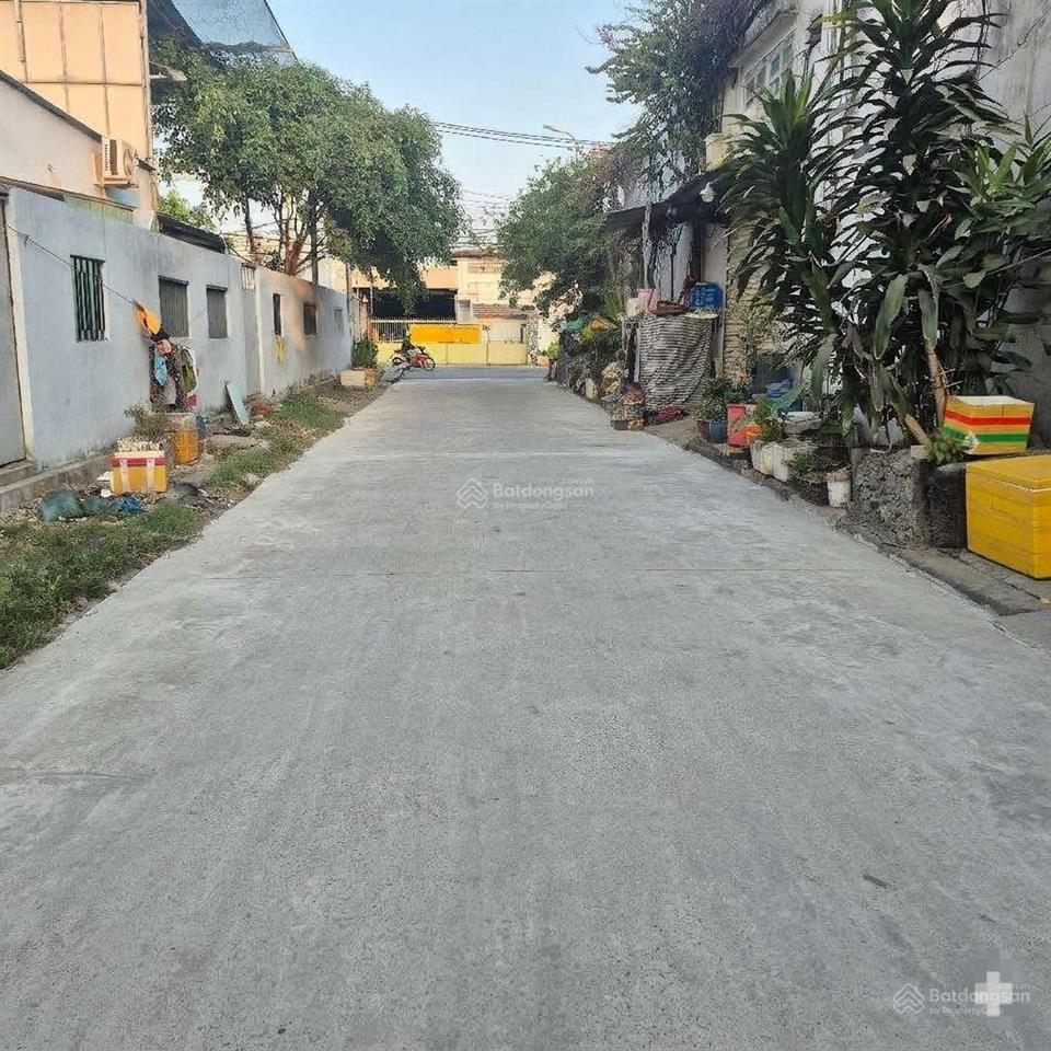 Bán gấp nhà 2 tầng, dt 98m2, phạm văn sáng, bà điểm, hóc môn, giá 3,6 tỷ