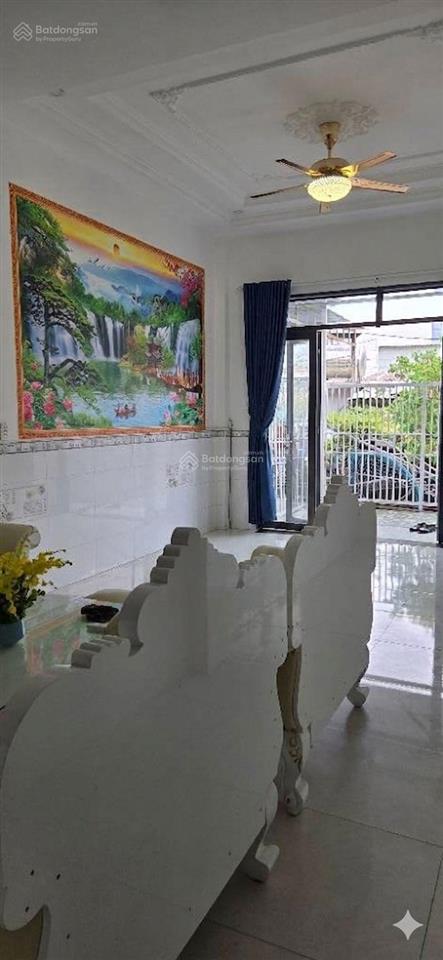 Nhà 2 tầng sát ngã tư an sương, bà điểm, hóc môn, dt 74m2, giá 3,4 tỷ