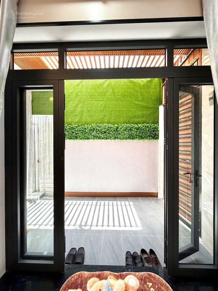 Bán nhà 2 tầng dt 6m x 7m, đường đông bắc, quận 12, giá 3,55 tỷ