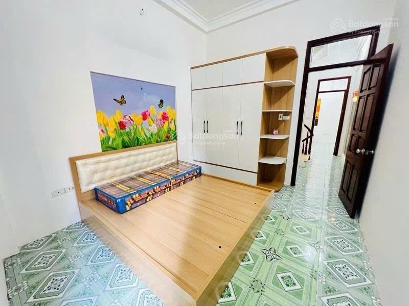 Giá tốt khu vực nhà đẹp ngõ 155 cầu giấy 40m 4 tầng mt 4.8m chỉ 8.2 tỷ