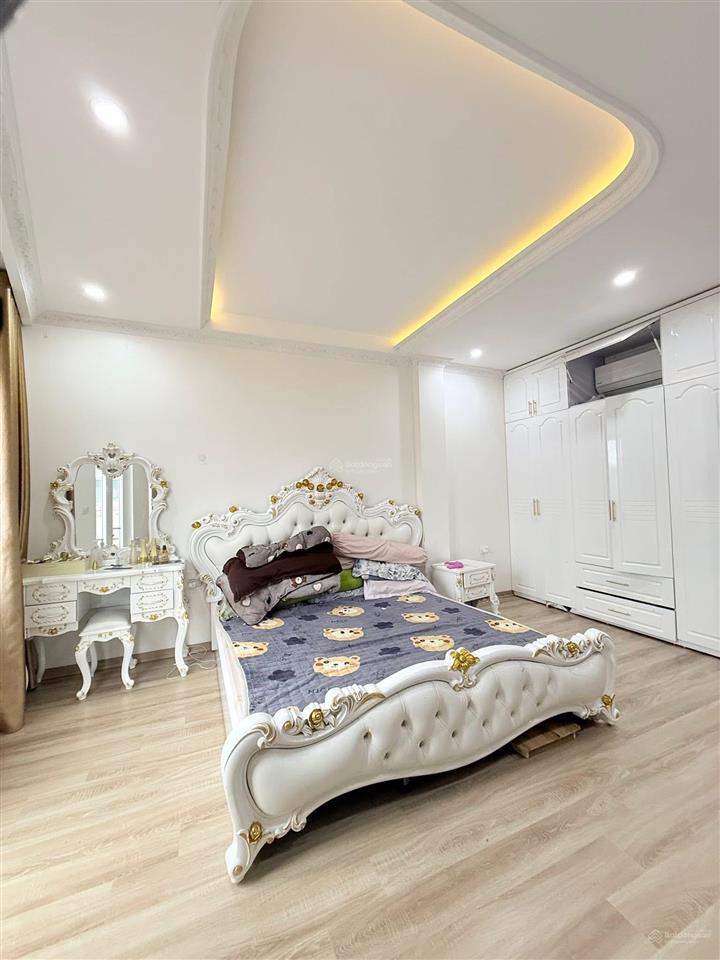 Siêu phẩm nhà đẹp bắc từ liêm 7 tầng thang máy garage ô tô nội thất gỗ hương 60m2 giá  18 tỷ