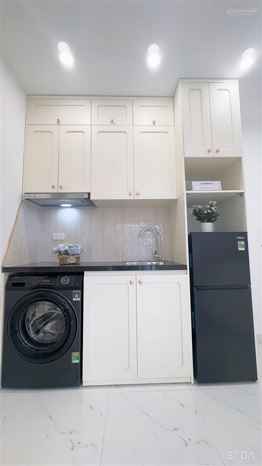 Bán gấp siêu phẩm dòng tiền hoàng văn thái, 23 phòng ,98m2, 8 tầng, 8,4m mt, gía 33,8 tỷ
