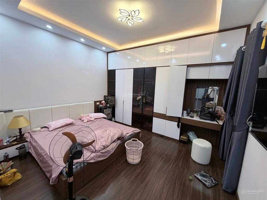 Hiếm hai bà trưng nhà đẹp 5 tầng 35m chỉ 9 tỷ
