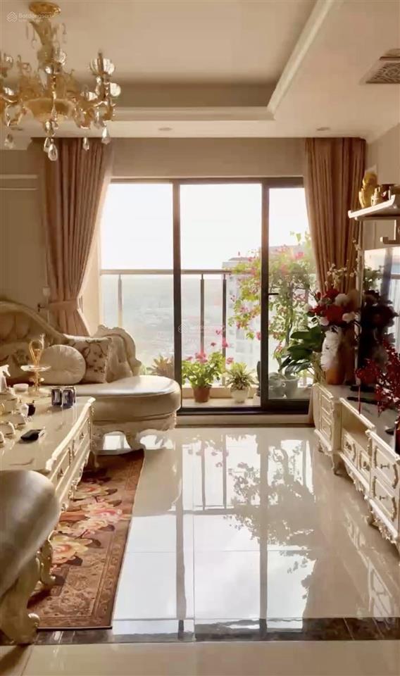 Chính chủ cần bán căn hộ 143m2 (4n2w) toà hpc landmark105 tố hữu. tầng trung sẵn sổ, full nội thất