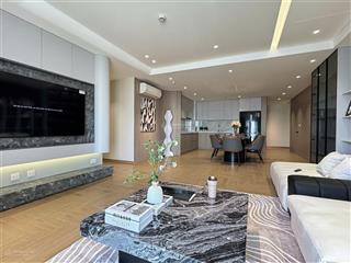 Chính chủ cần bán căn hộ 143m2 (4pn 2wc) toà hpc landmark 105 tố hữu. tầng trung, sẵn sổ, full nt